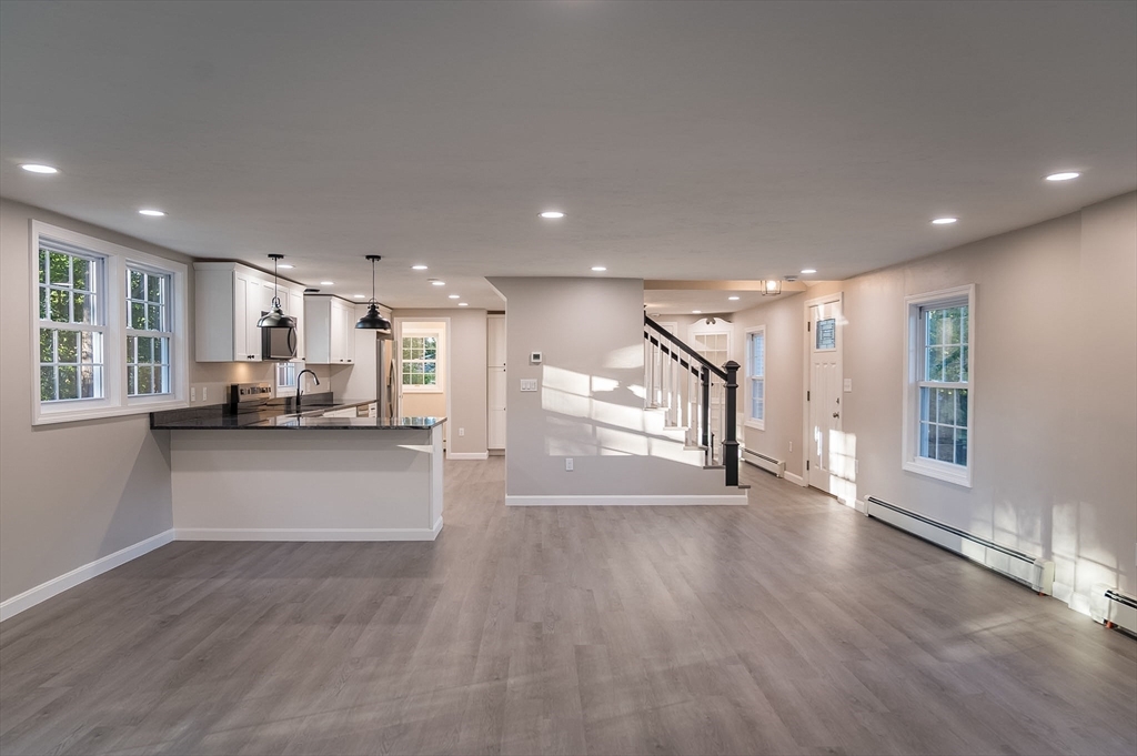 8 Garden St