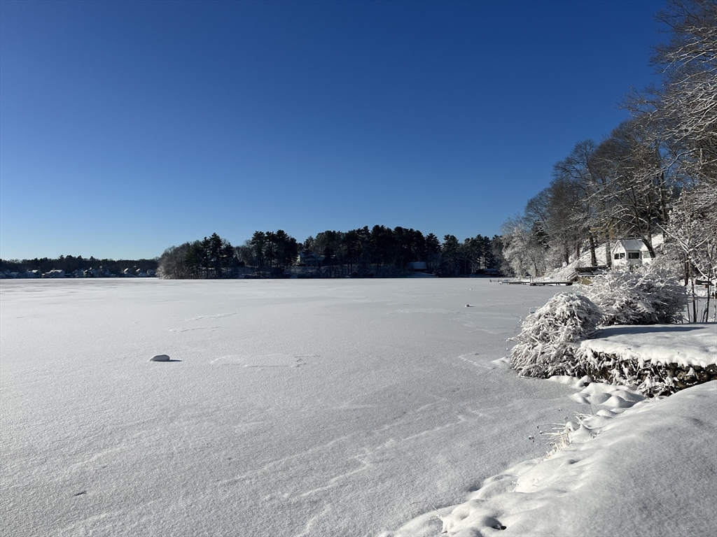 Wrentham, Massachusetts 02093, United States, 4 Bedrooms Bedrooms, ,3 BathroomsBathrooms,Residential,Active,134905