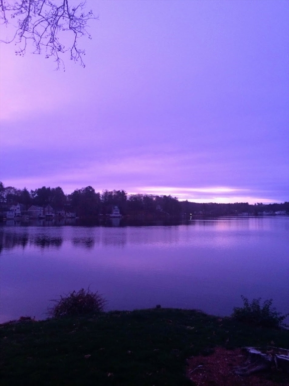 Wrentham, Massachusetts 02093, United States, 4 Bedrooms Bedrooms, ,3 BathroomsBathrooms,Residential,Active,134905