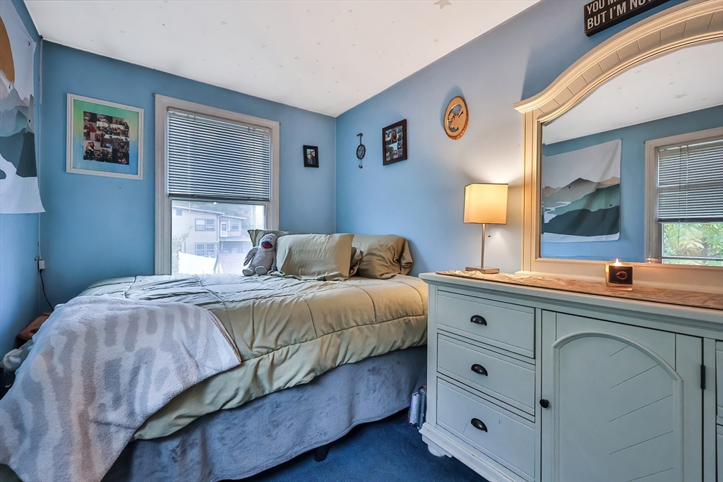 Wrentham, Massachusetts 02093, United States, 4 Bedrooms Bedrooms, ,3 BathroomsBathrooms,Residential,Active,134905