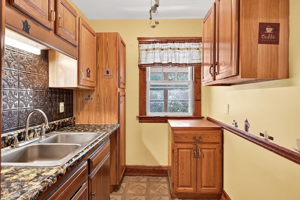 52 Bancroft St, Gardner, MA, 52 Bancroft St, Gardner, MA Photo #7
