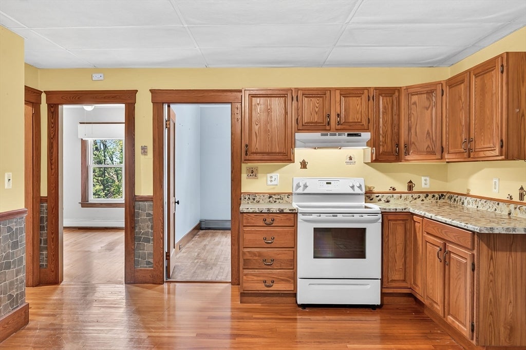 52 Bancroft St, Gardner, MA, 52 Bancroft St, Gardner, MA Photo #6