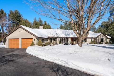 Photo of 11 Wyncrest Circle, Andover, MA 01810 (MLS # 73480053)