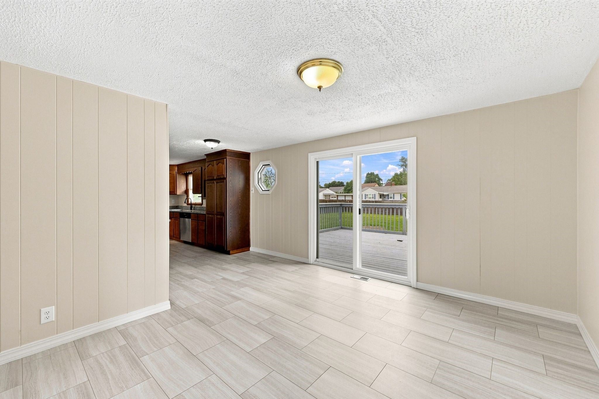76 Daley St, Chicopee, MA, 76 Daley St, Chicopee, MA Photo #20