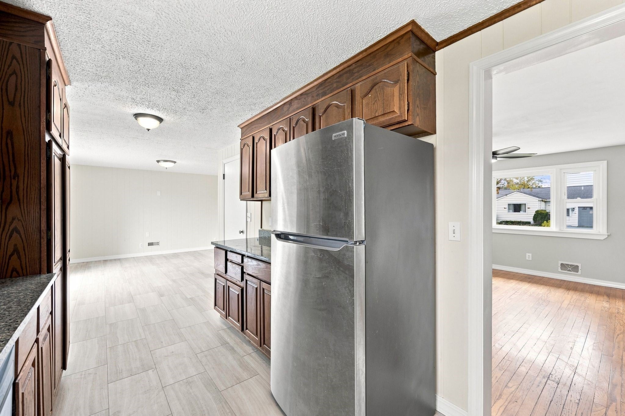 76 Daley St, Chicopee, MA, 76 Daley St, Chicopee, MA Photo #11