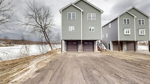 46 Hastings Avenue Worcester MA 01606