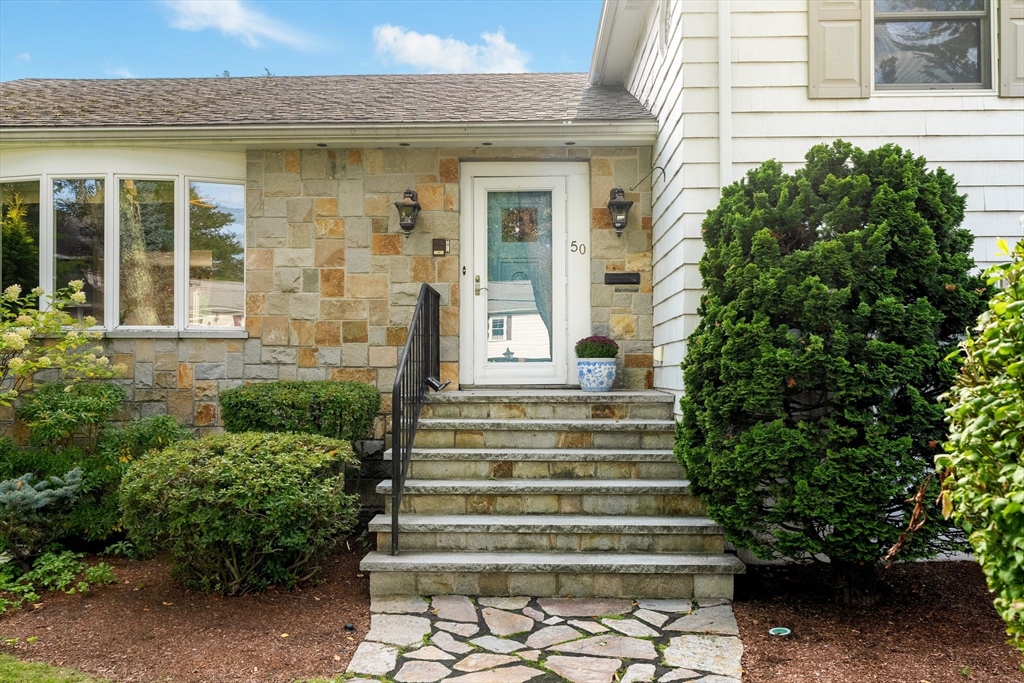 50 Tomahawk Rd