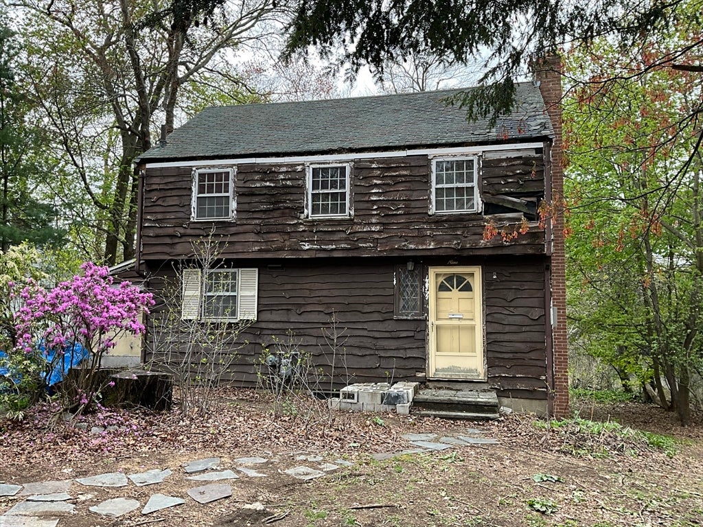 9 Larch Rd