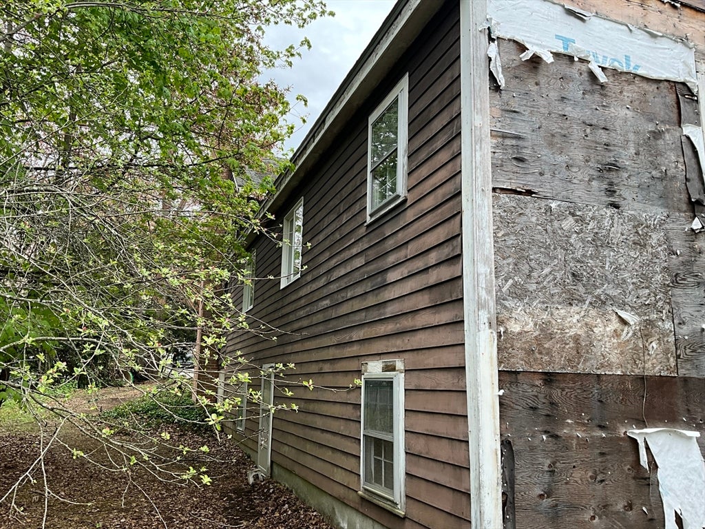 9 Larch Rd