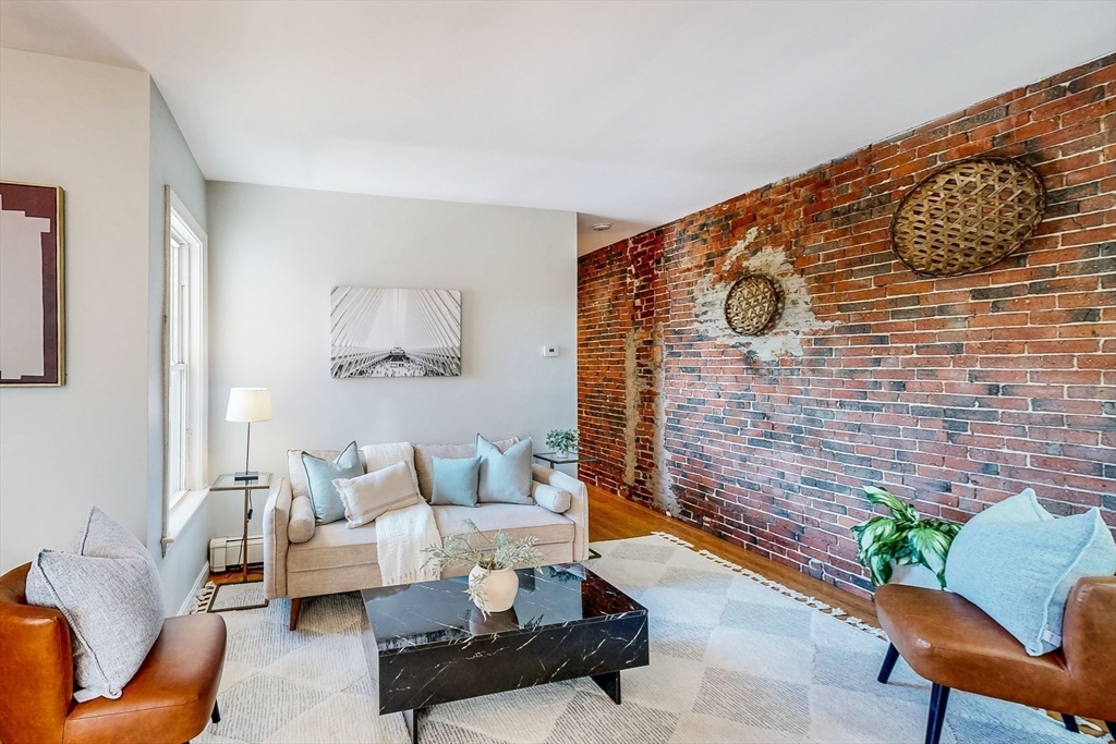 29 Eden St 3