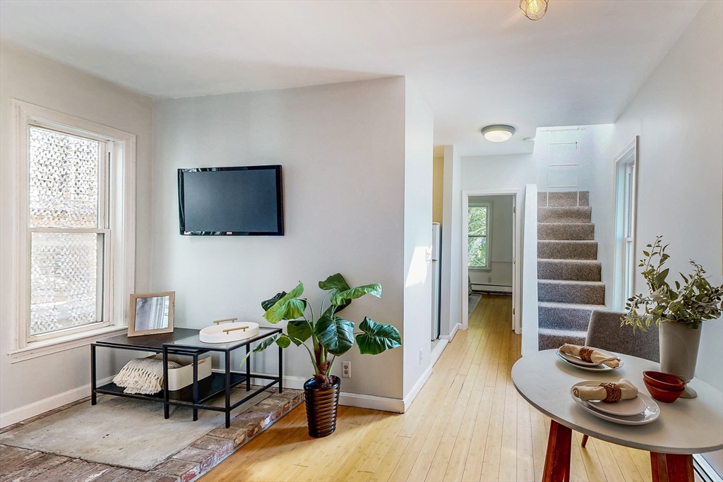 29 Eden St 3