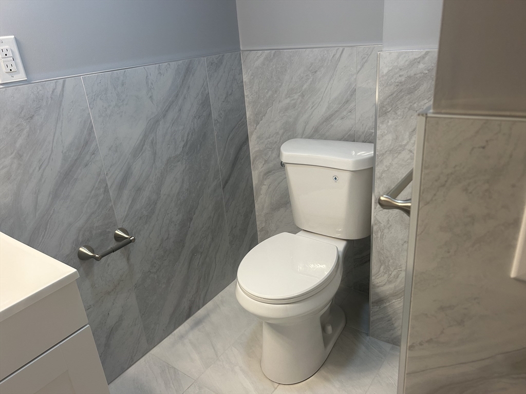 118 Longwood Ave #3, Brockton, MA Photo #13