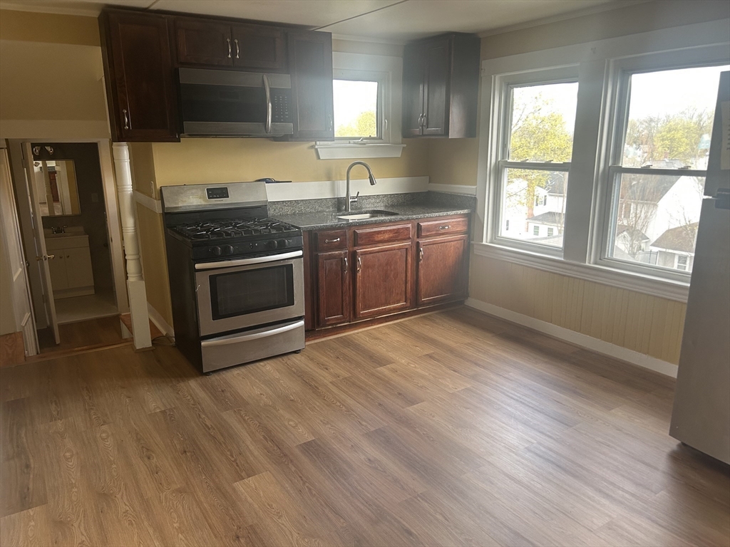118 Longwood Ave #3, Brockton, MA Photo #6