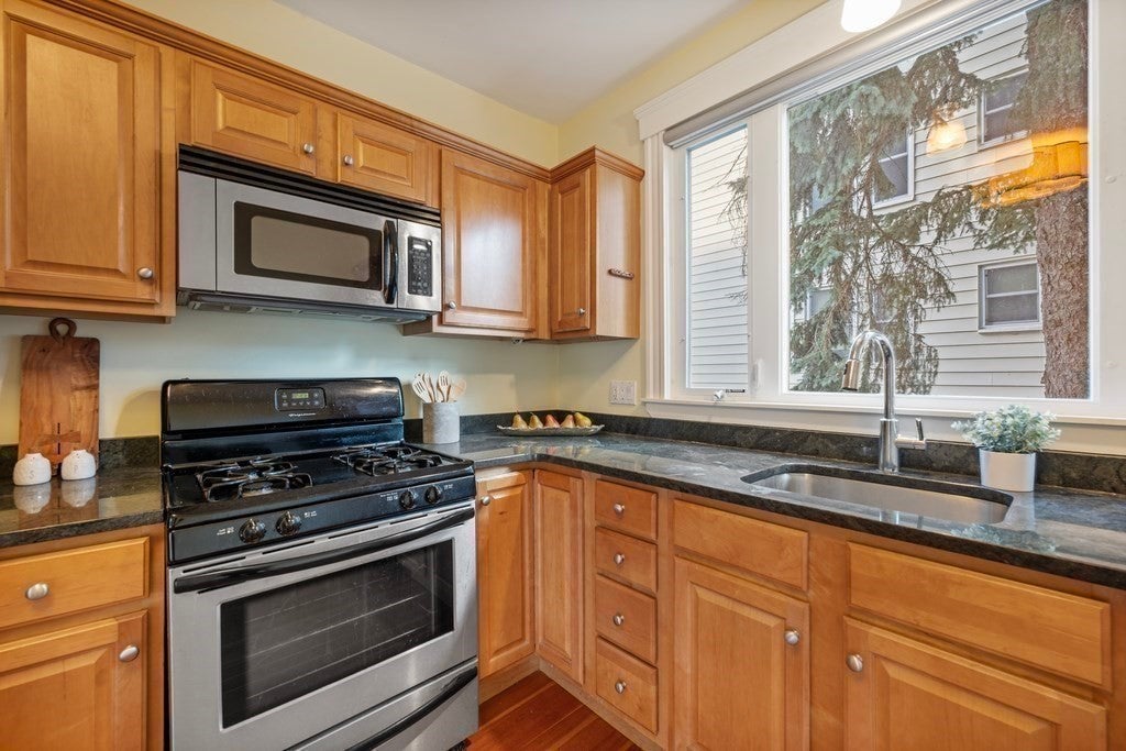 34 Garrison Ave #1, Somerville, MA, 34 Garrison Ave #1, Somerville, MA Photo #8
