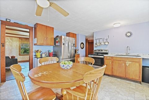 35 W River St Orange MA 01364