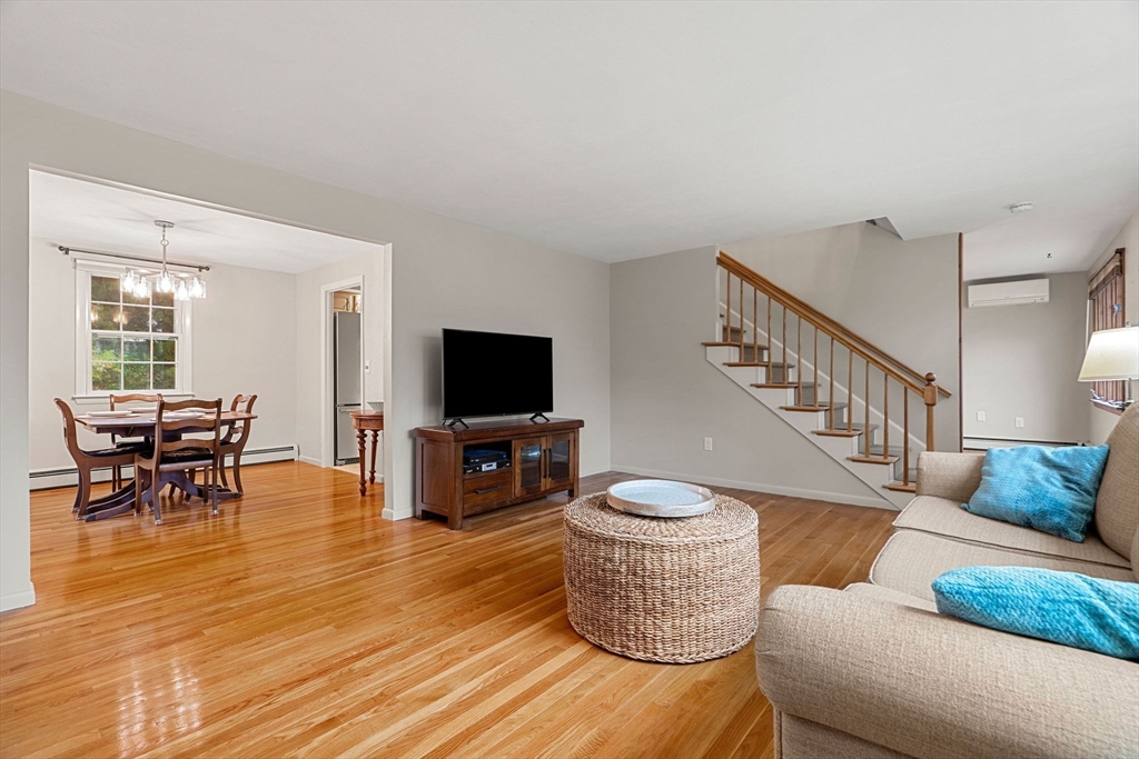 10 Rawson Hill Road