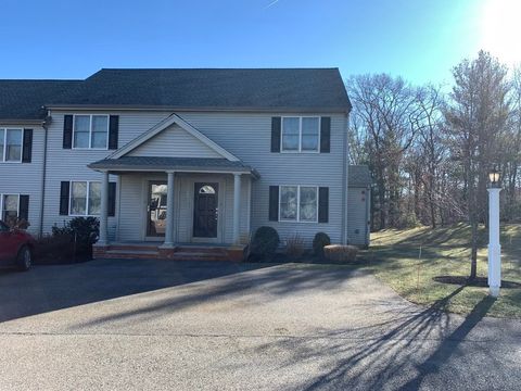 Photo of 500 Justin Dr #6, Weymouth, MA 02188 (MLS # 73497596)