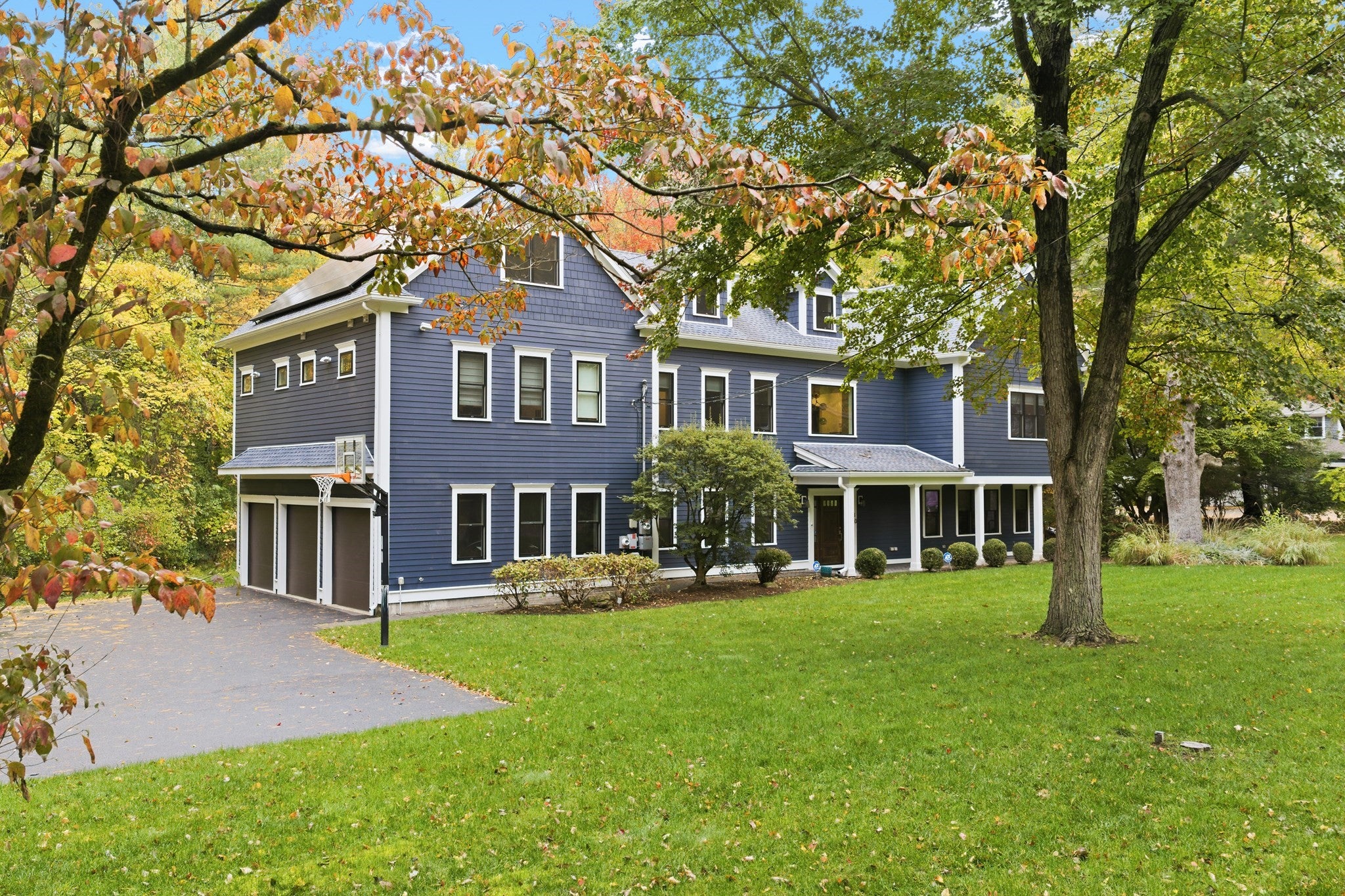 80 Locust Ln