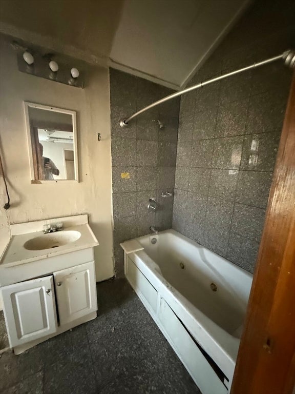 33 Avalon St, Revere, MA, 33 Avalon St, Revere, MA Photo #8