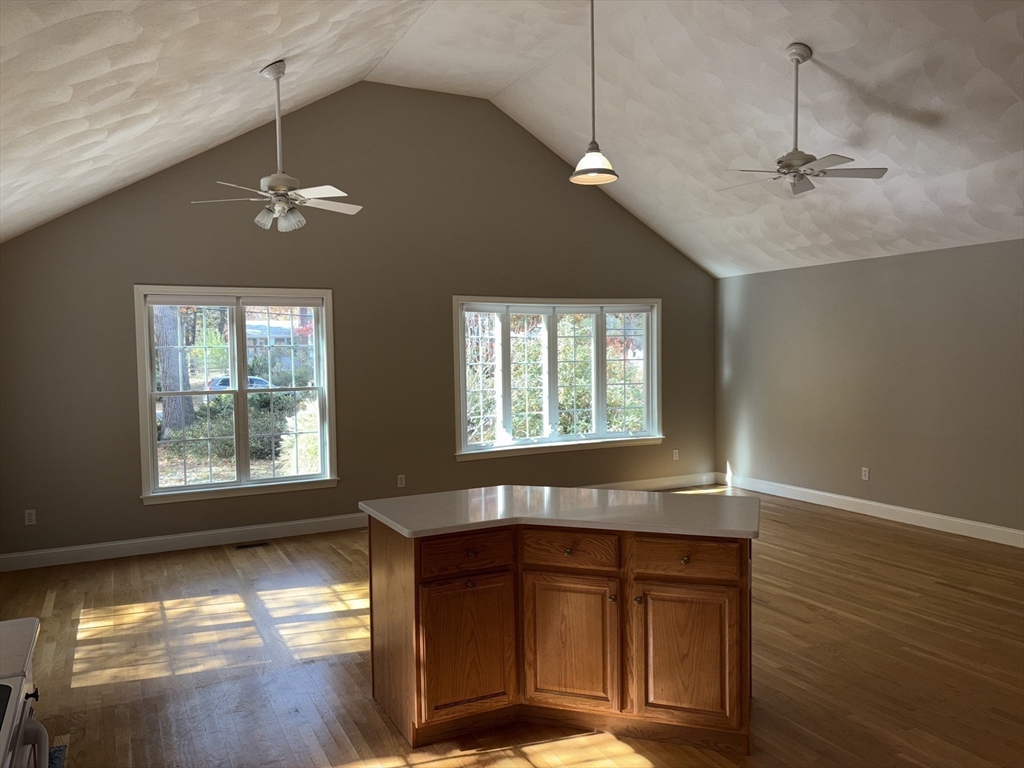 13 Meadowbrook Rd 13A