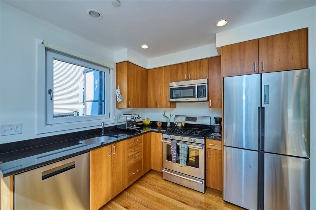 13 Clary Street #13, Cambridge, MA, 13 Clary Street #13, Cambridge, MA Photo #2