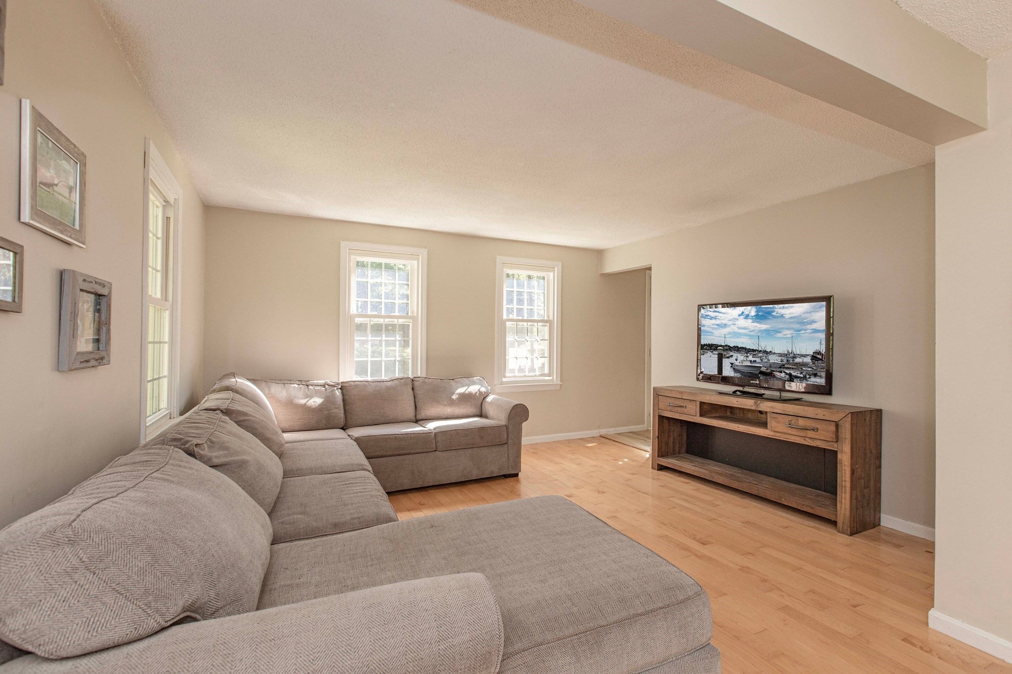 133 Walnut Plain Rd, Rochester, MA, 133 Walnut Plain Rd, Rochester, MA Photo #16