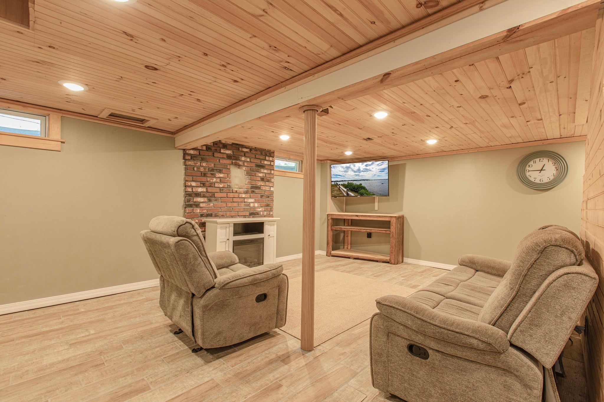 133 Walnut Plain Rd, Rochester, MA, 133 Walnut Plain Rd, Rochester, MA Photo #28