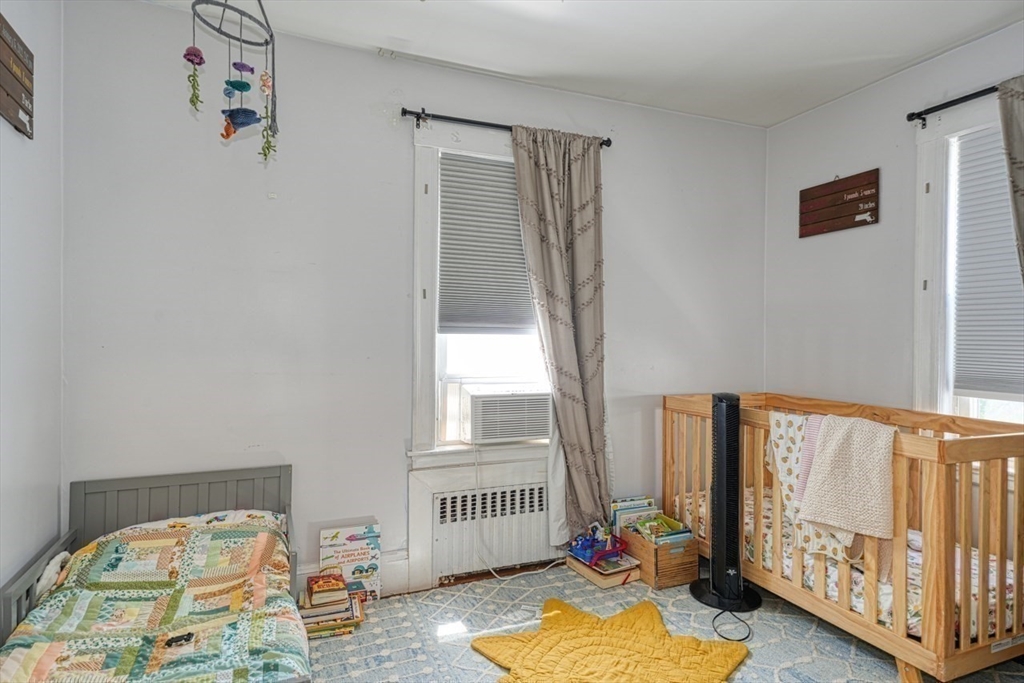 Watertown, Massachusetts 02472, United States, 4 Bedrooms Bedrooms, ,2 BathroomsBathrooms,Residential,Active,160070