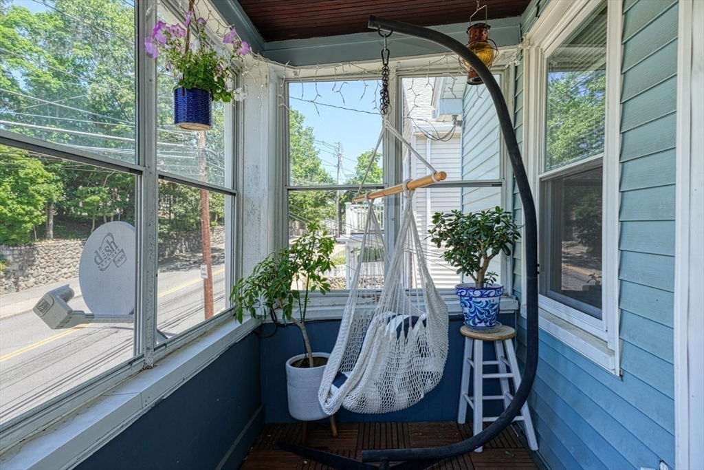 Watertown, Massachusetts 02472, United States, 4 Bedrooms Bedrooms, ,2 BathroomsBathrooms,Residential,Active,160070