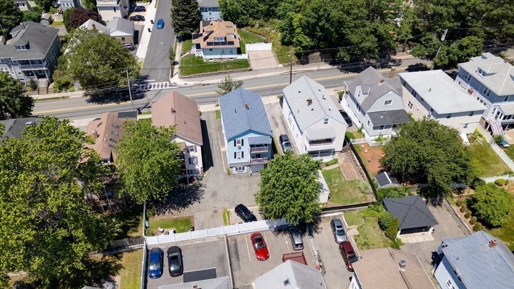 Watertown, Massachusetts 02472, United States, 4 Bedrooms Bedrooms, ,2 BathroomsBathrooms,Residential,Active,160070