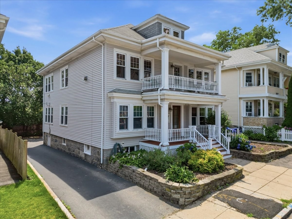 52 Boutwell St 2