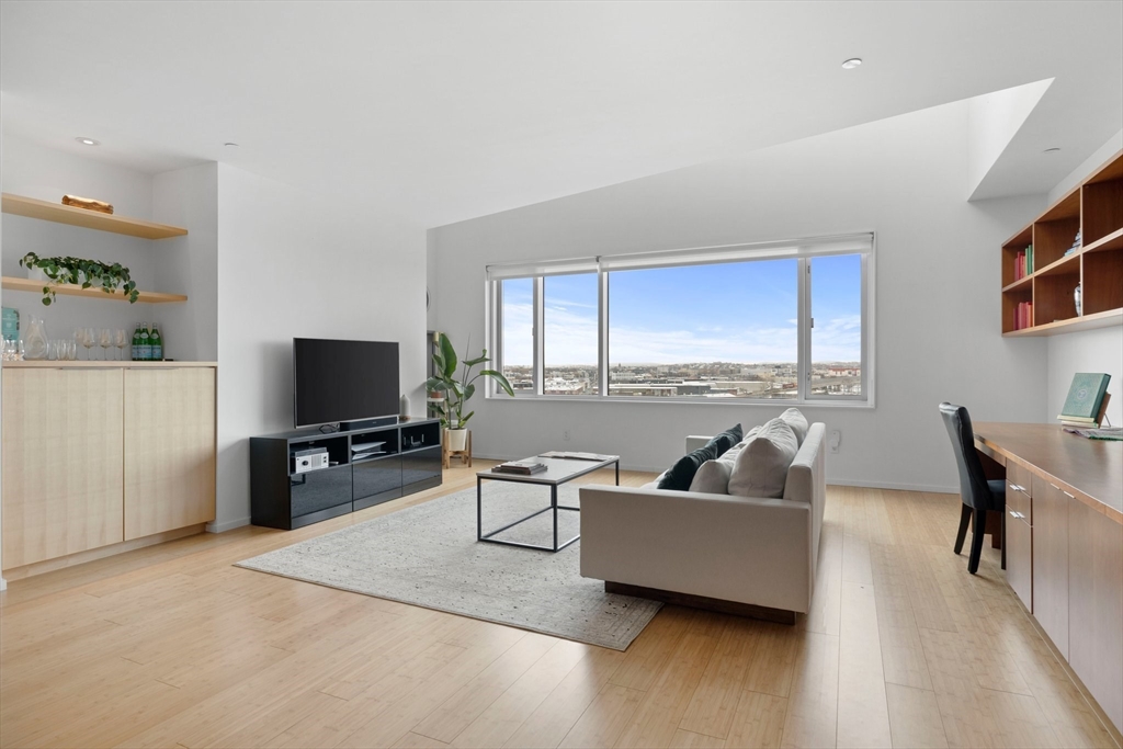 141 Dorchester Ave 616