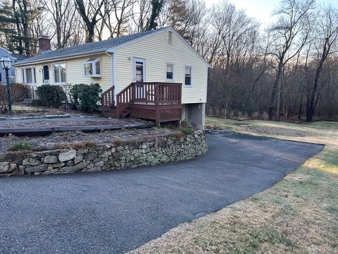 48 Hemlock Dr Holliston MA 01746