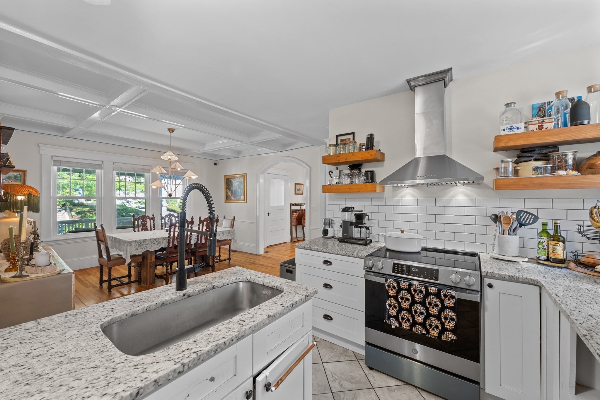 19 S Lenox St, Worcester, MA, 19 S Lenox St, Worcester, MA Photo #8