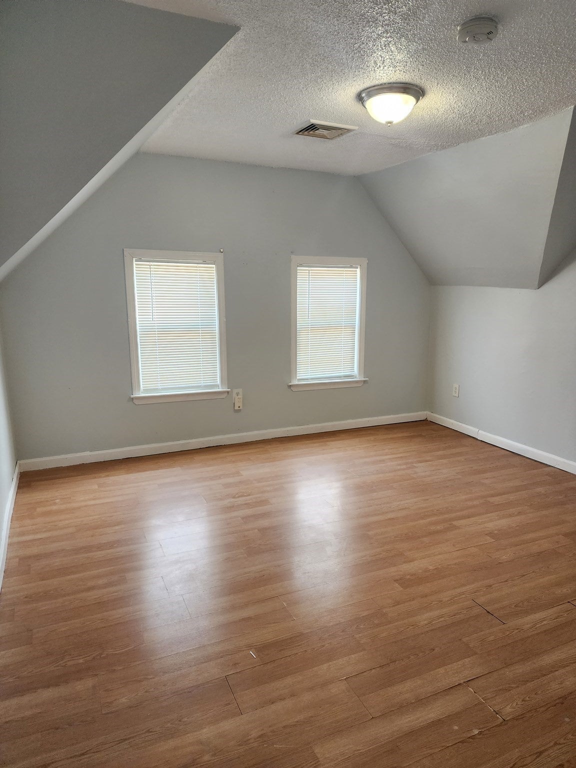 806 Warren Ave #2, Brockton, MA, 806 Warren Ave #2, Brockton, MA Photo #4