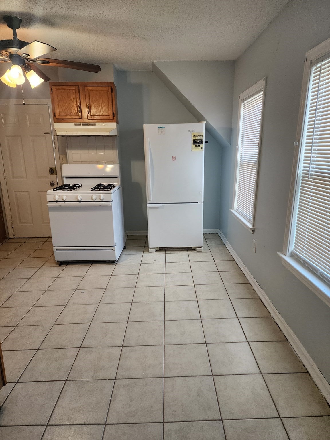 806 Warren Ave #2, Brockton, MA, 806 Warren Ave #2, Brockton, MA Photo #5