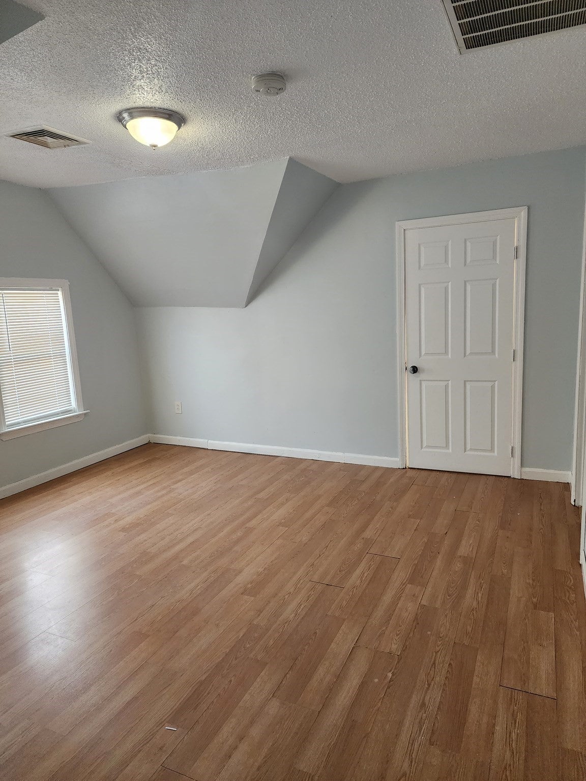 806 Warren Ave #2, Brockton, MA, 806 Warren Ave #2, Brockton, MA Photo #3