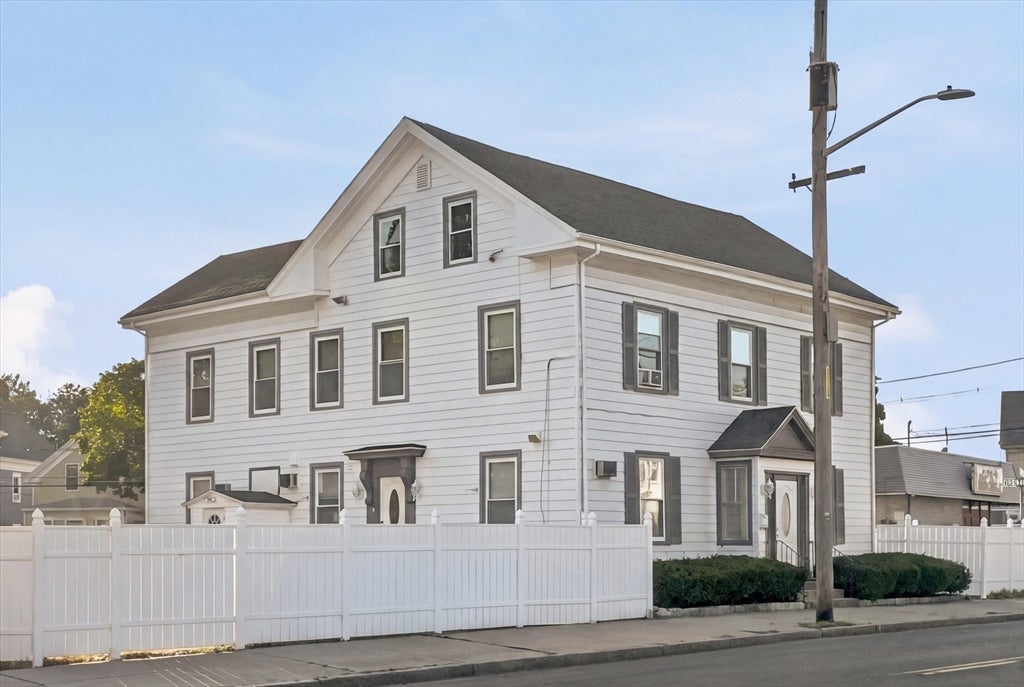 114 Central St, Peabody, MA Photo #2