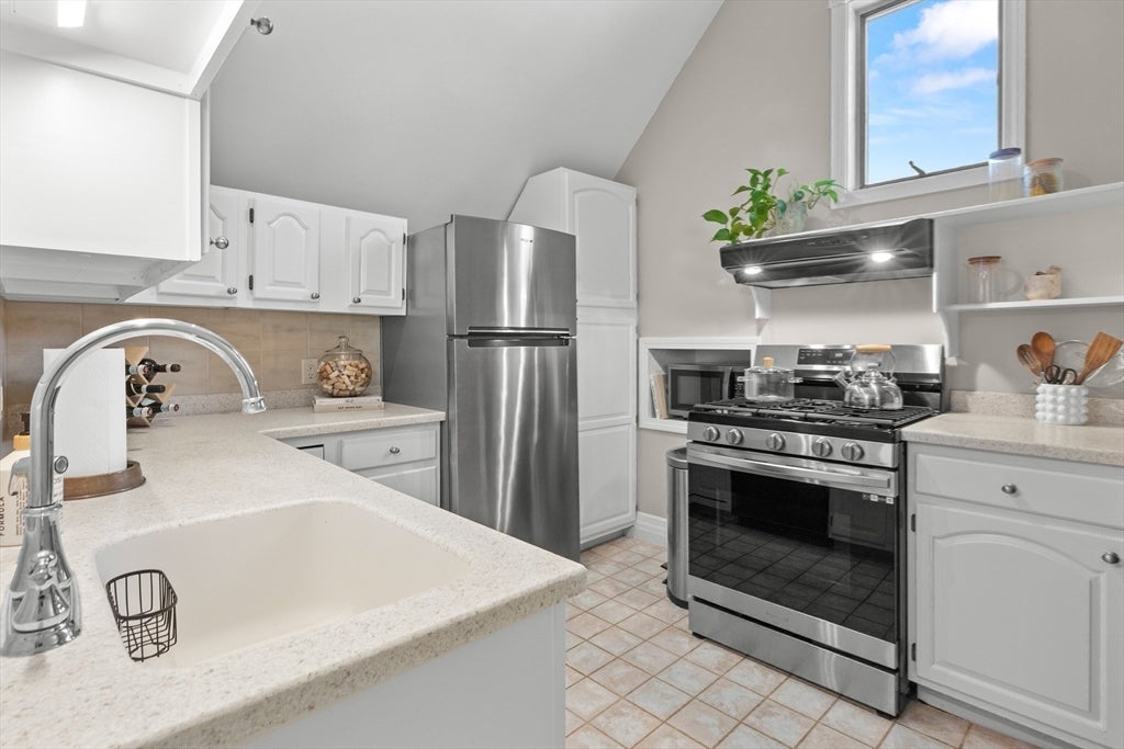 54 Bromfield Street #5, Newburyport, MA, 54 Bromfield Street #5, Newburyport, MA Photo #12
