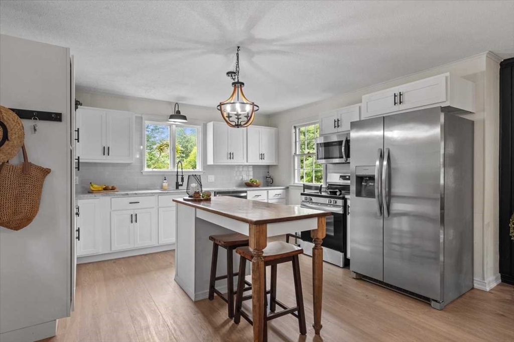 822 Hardwick Rd