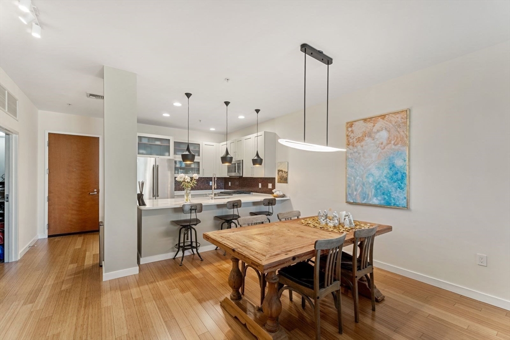 150 Dorchester Ave 604