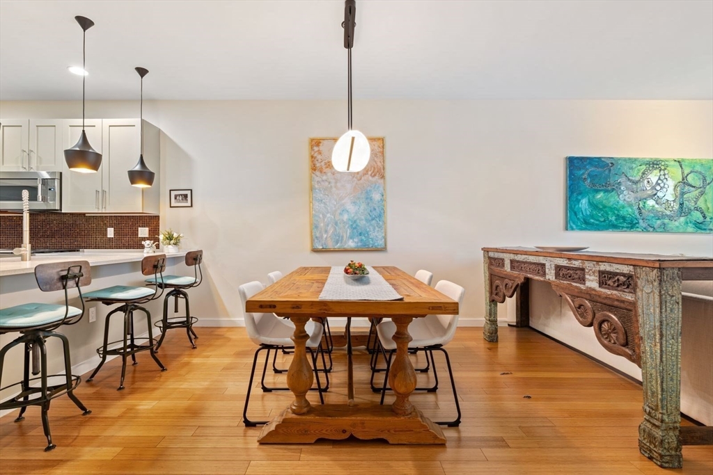 150 Dorchester Ave 604