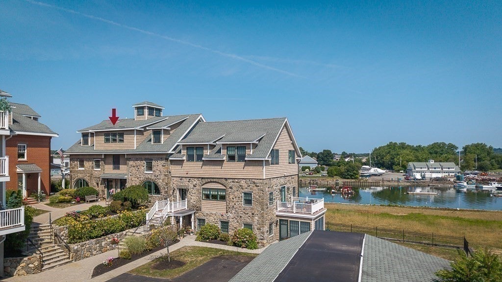 152 Water St 13