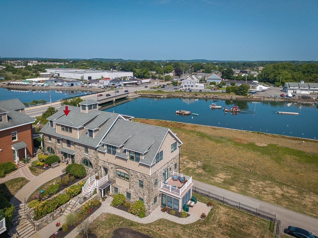 152 Water St 13