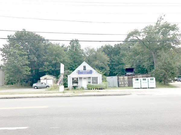 1032-1040 Central St