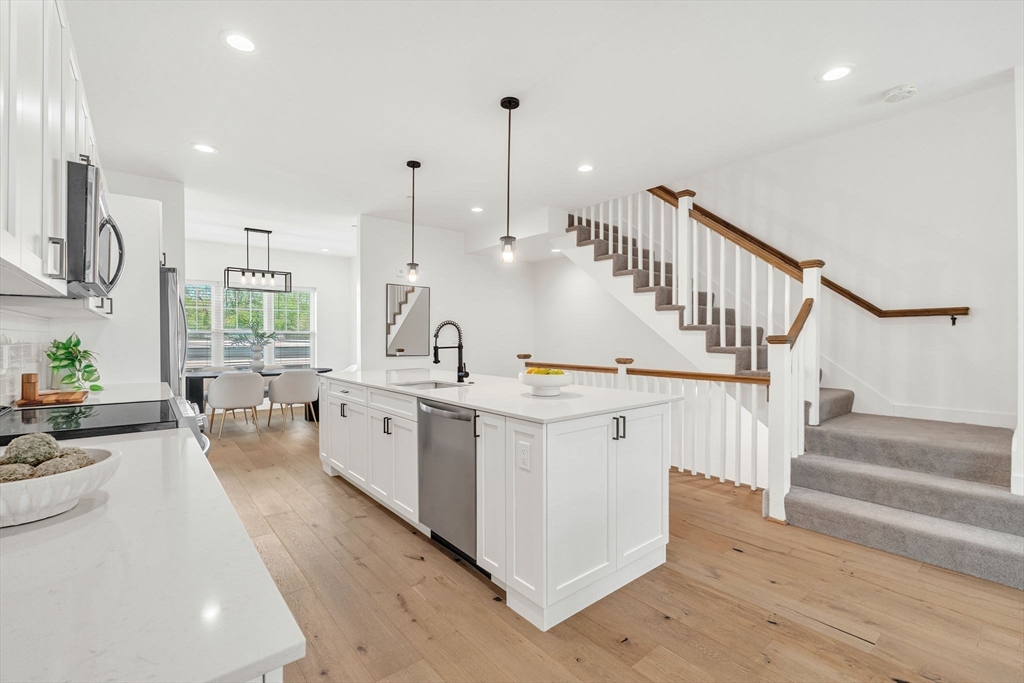 Photo 1 of 42 — 635 Main St. 2, Wilmington, MA 01887