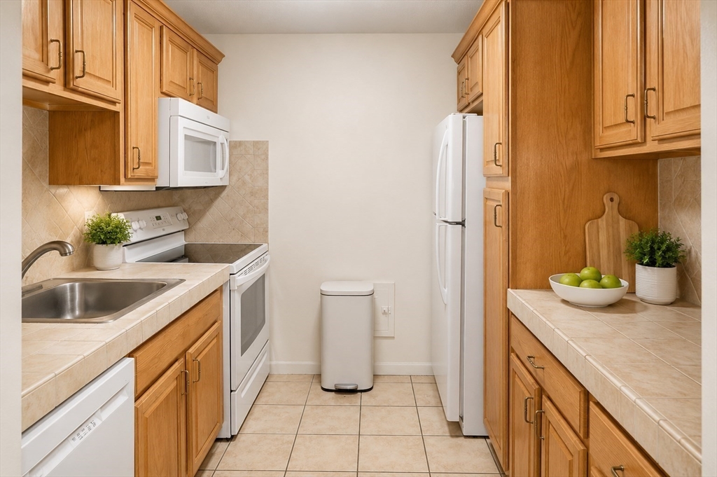 64 Main St 45B