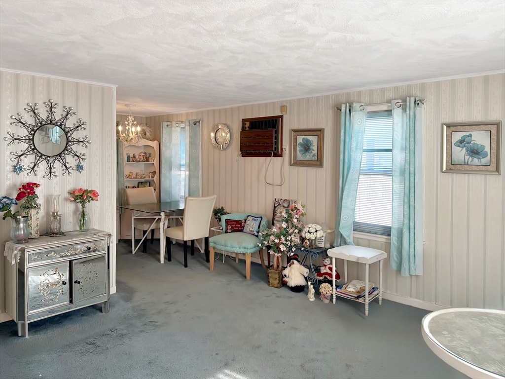 6 Atwood St, Wakefield, MA Photo #2