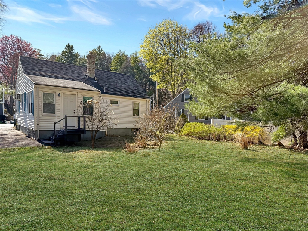 6 Atwood St, Wakefield, MA Photo #8