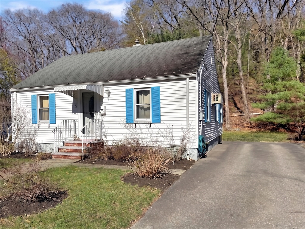 6 Atwood St, Wakefield, MA Photo #1